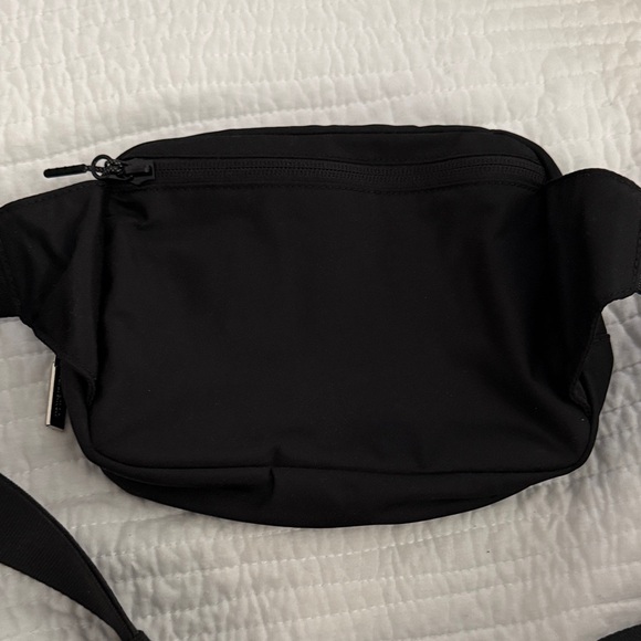 lululemon athletica Black Belt Bag - Picture 4 of 5
